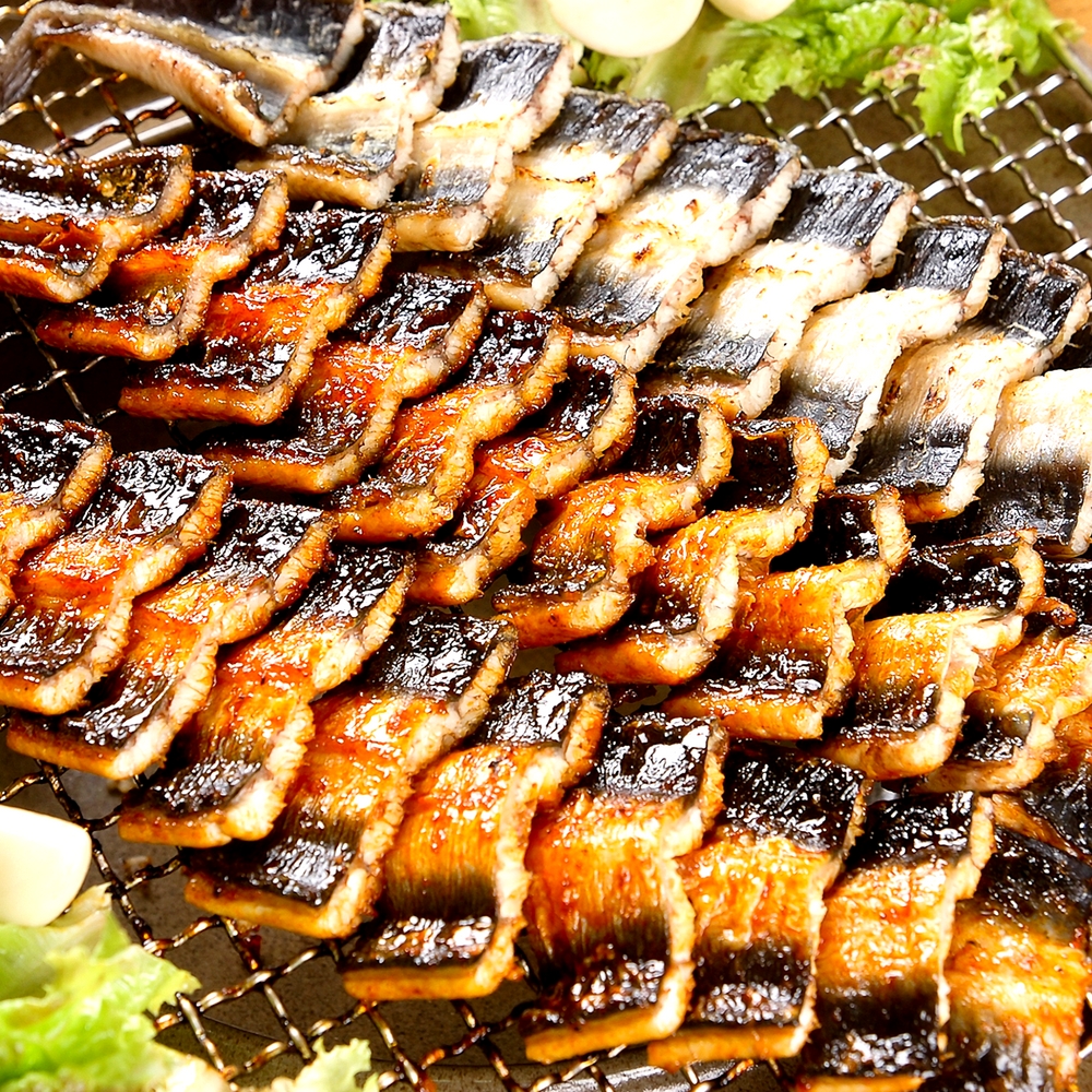 [초벌] 국산 민물장어 700g (2-3인분) 2팩 (총1.4kg) + 장어탕 500ml 1팩