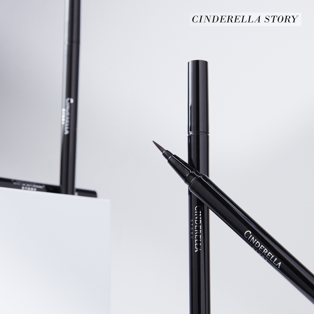 [신데렐라스토리] 터치업 아이라이너 볼륨4 0.6ml