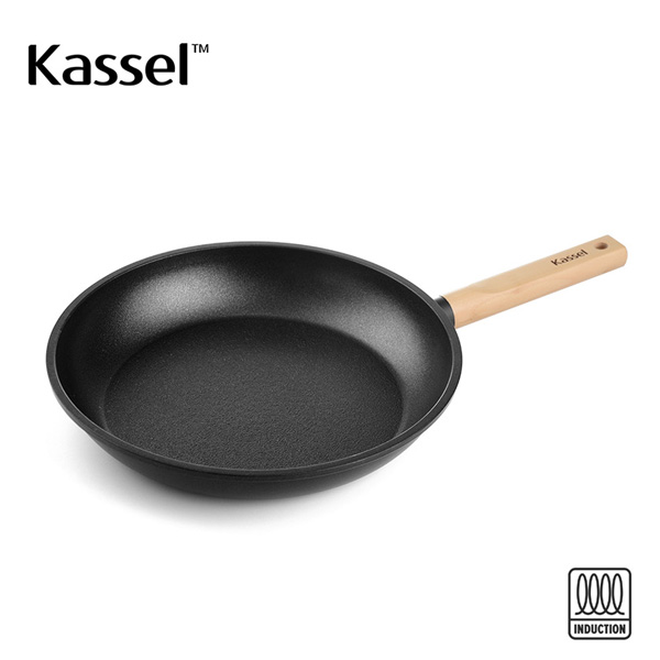 [Kassel] 카셀 하이브리드 인덕션(IH) 휠우드 티타늄 프라이팬28cm